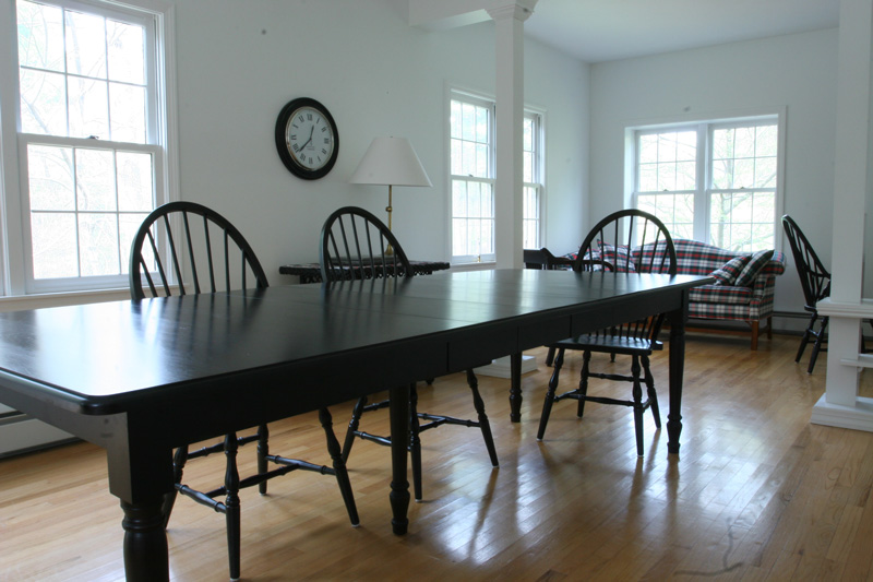 The north end of the house features a study nook past the dining room table. (Photo by Lisa Aciukewicz) The north end of the house features a study nook past the dining room table. (Photo by Lisa Aciukewicz)