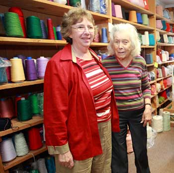 Owner Reba Maisel poses with customer Rachael Lawrence during a open house celebrating the Fiber Loft’s 35th anniversary. (Photo by Lisa Aciukewicz) Owner Reba Maisel poses with customer Rachael Lawrence during a open house celebrating the Fiber Loft’s 35th anniversary. (Photo by Lisa Aciukewicz)