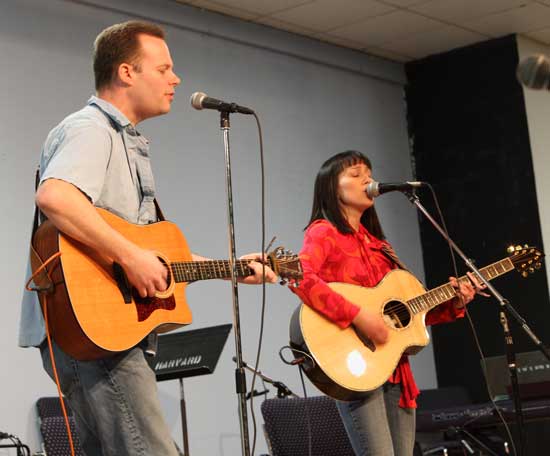 The Rafters' David (left) and Miki Fitzgibbons sing of domestic life.