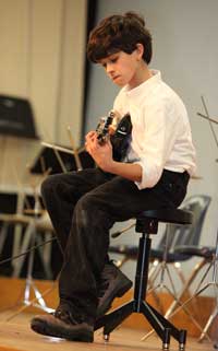 Joey D’Amore plays “Ixtapa” on his electric guitar. Joey D’Amore plays “Ixtapa” on his electric guitar.