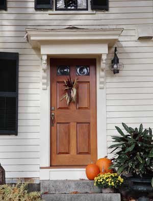 One of many doors that welcome visitors to one of Harvard’s most charming houses. (Photo by Lisa Aciukewicz) One of many doors that welcome visitors to one of Harvard’s most charming houses. (Photo by Lisa Aciukewicz)