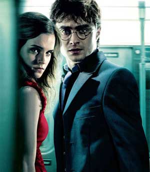 Emma Watson and Daniel Radcliffe star in Harry Potter and the Deathly Hallows. (Courtesy photo) Emma Watson and Daniel Radcliffe star in Harry Potter and the Deathly Hallows. (Courtesy photo)