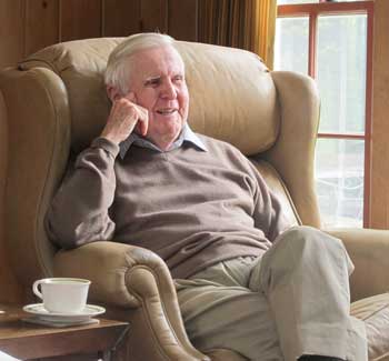 Jim Dunlap reminisces in his Old Littleton Road home. (Photo by Lisa Aciukewicz) Jim Dunlap reminisces in his Old Littleton Road home. (Photo by Lisa Aciukewicz)