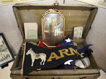 A look inside the cavalry trunk of James Marshall, a Massachusetts native who fought in World War I. (Photo by Lisa Aciukewicz)
