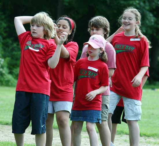 Nate Pappas, Sophia Rivera, Sarah Jackson, Rory Wirch, and Moira Morgan play “Alaskan baseball.”