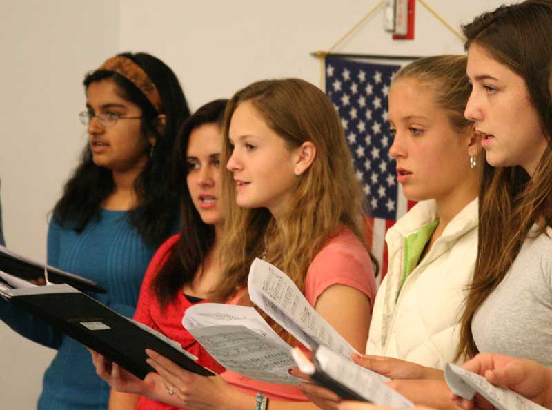 Bromfield chorus members Ann Chacko, Milana Abidor, Ashley Jordan, Elizabeth Smetana, and Brittany Jones rehearse. (Photo by Lisa Aciukewicz) Bromfield chorus members Ann Chacko, Milana Abidor, Ashley Jordan, Elizabeth Smetana, and Brittany Jones rehearse. (Photo by Lisa Aciukewicz)