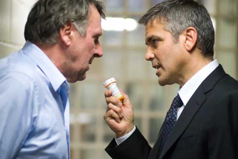 Tom Wilkinson and George Clooney in Michael Clayton. (Courtesy photo)