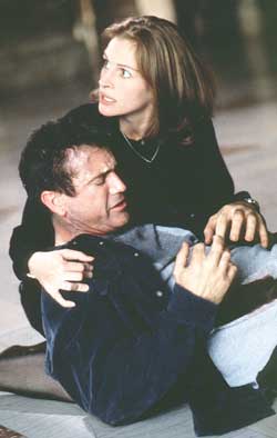 Julia Roberts and Mel Gibson in Conspiracy Theory. (Courtesy photo) Julia Roberts and Mel Gibson in Conspiracy Theory. (Courtesy photo)