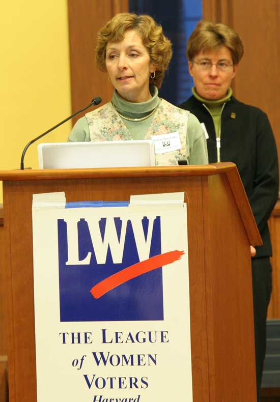 Sharon McCarthy introduces Jo-Ann Berry of the Acton League of Women Voters, who moderated the School Committee and selectmen’s debates last week.