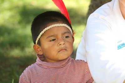 Charlie Eiland listens to the drumming.