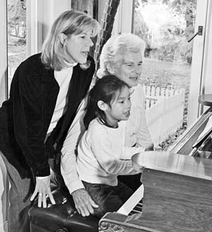 Priscilla Endicott (right) shares a song with granddaughter Haley and daughter Cricket. (Courtesy photo) Priscilla Endicott (right) shares a song with granddaughter Haley and daughter Cricket. (Courtesy photo)