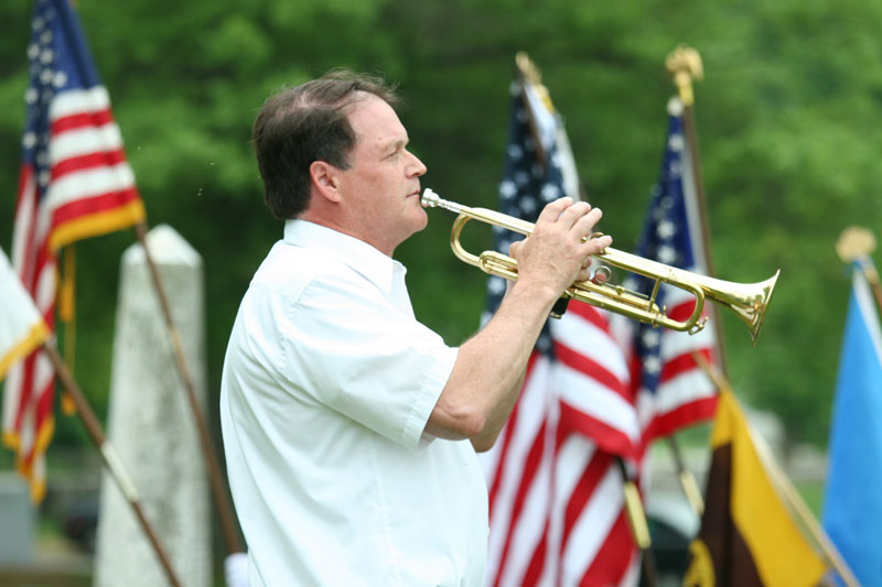 Jim Wallace plays Taps.